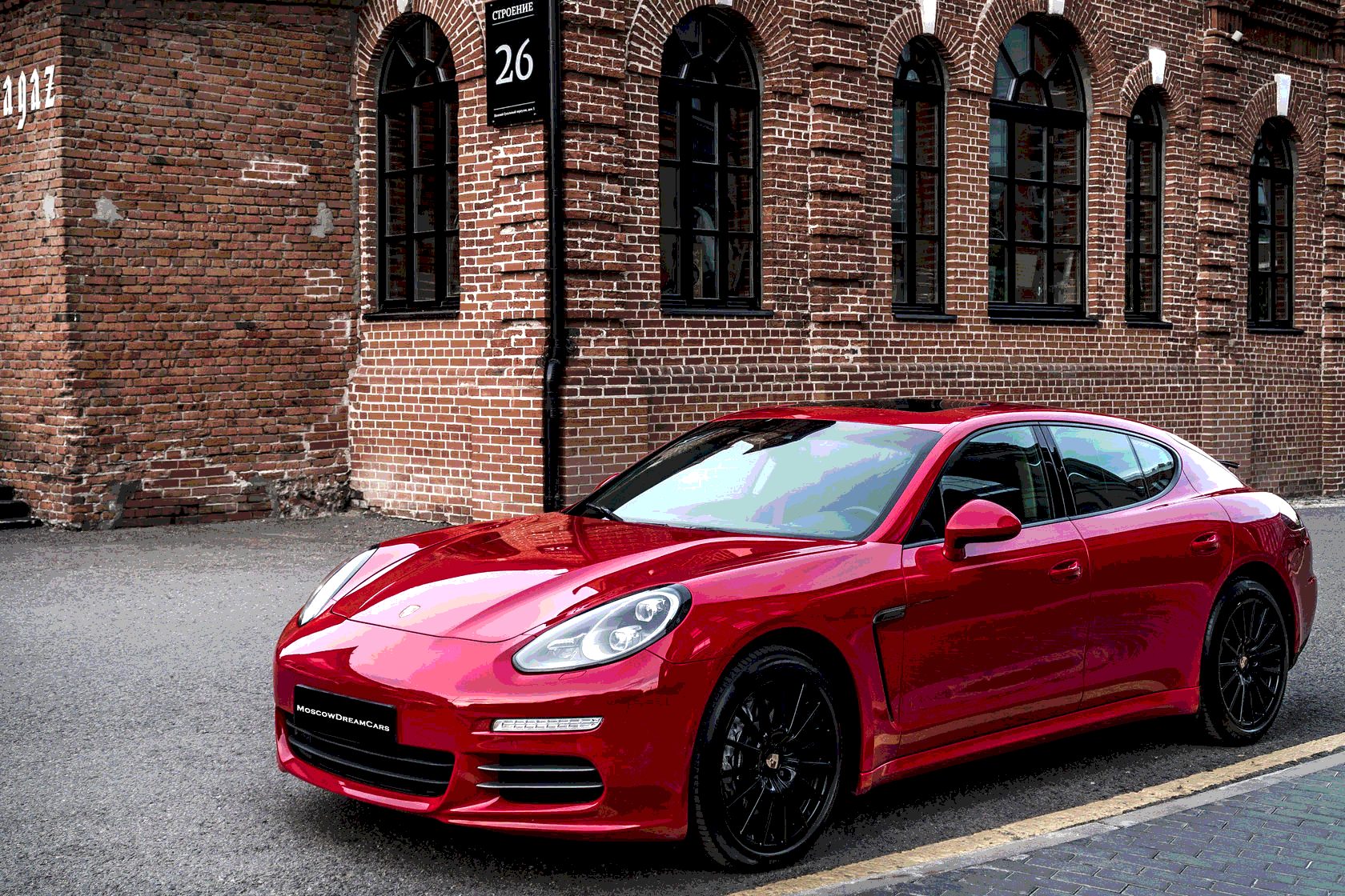 Porsche Panamera 2022 Red