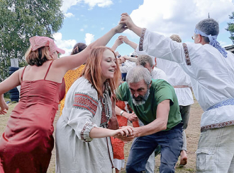 Народные гуляния