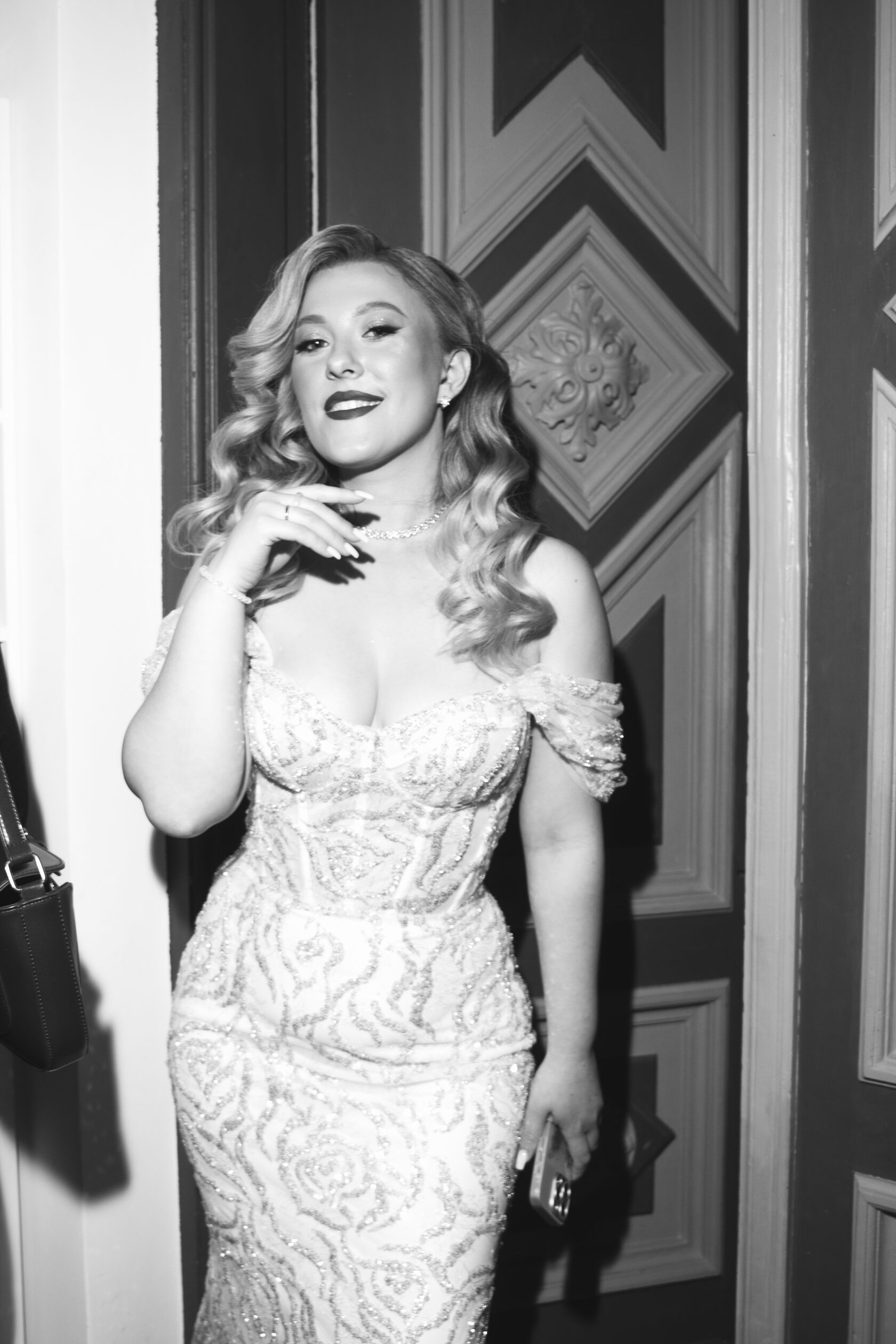 ЛІЛІЯ КИСЕЛЬОВА : СИЛА ЖІНОЧНОСТІ ТА ШЛЯХ ЛІДЕРКИ