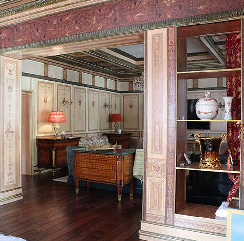 Интерьерные классические панели в эксклюзивных породах дерева