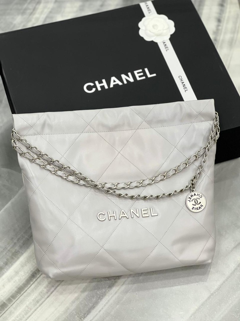 Кожаная сумка Chanel 22 женская LM-17266 – Lazurka Mall
