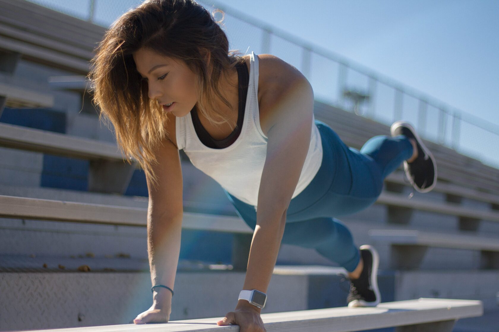 Известная спортивная. Табата Риччи. Программа тренировок. Jumping Fitness высокое качество фото. Воркаут Москва люди.