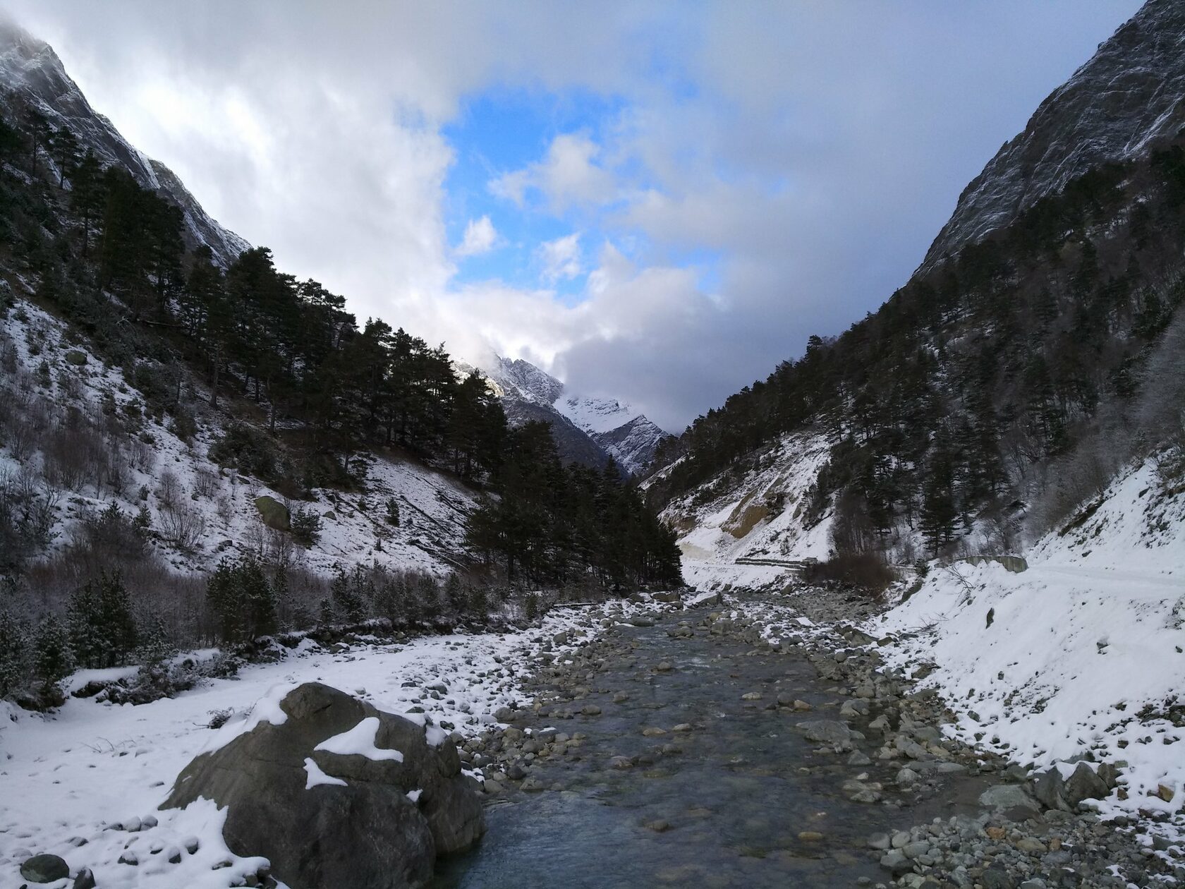 Снег Кабардино Балкария Нальчик