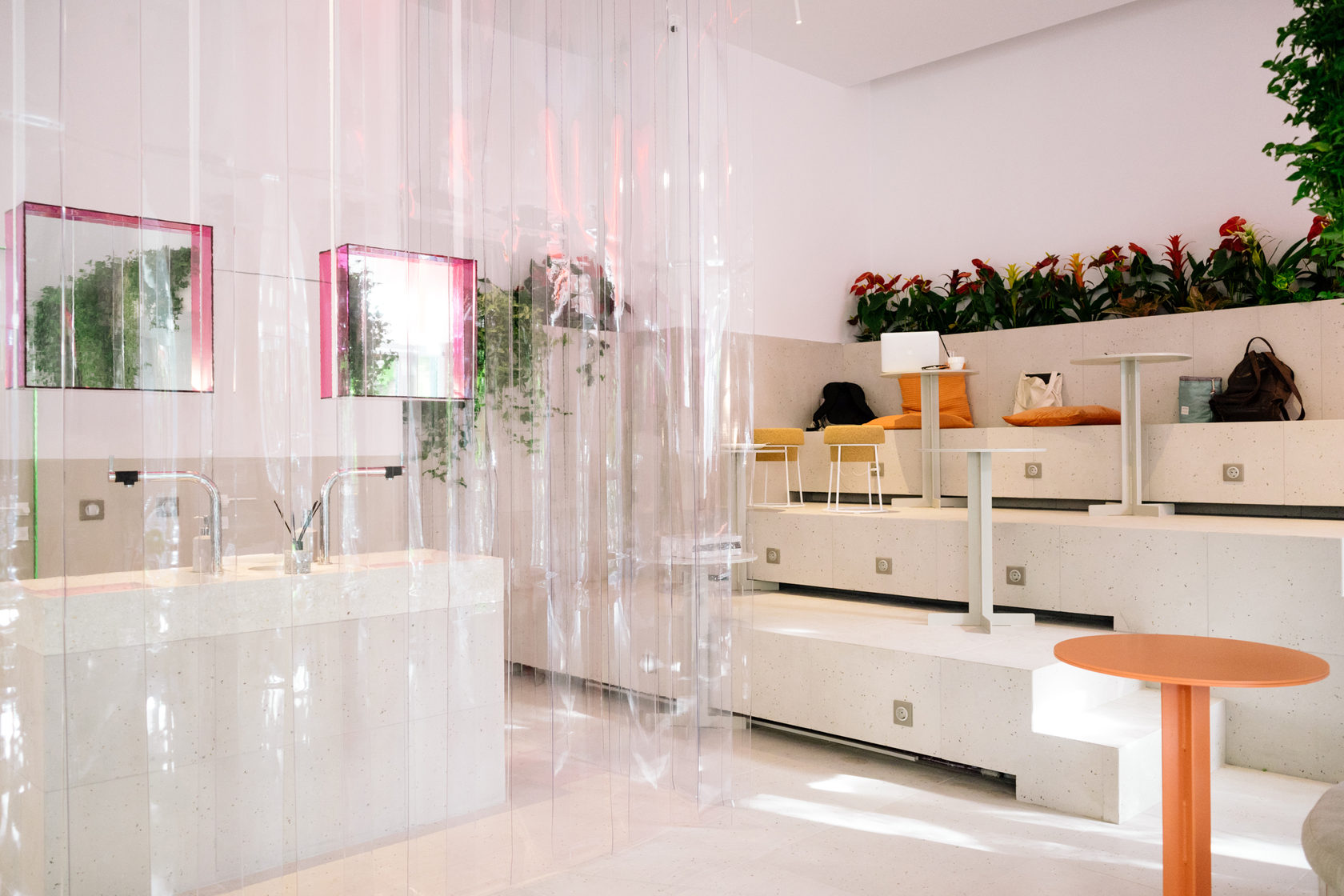 Кафе заноза кемерово. Кафе заноза. Кафе заноза кемерово. Заноза бар кострома. Заноза краснодар ресторан.