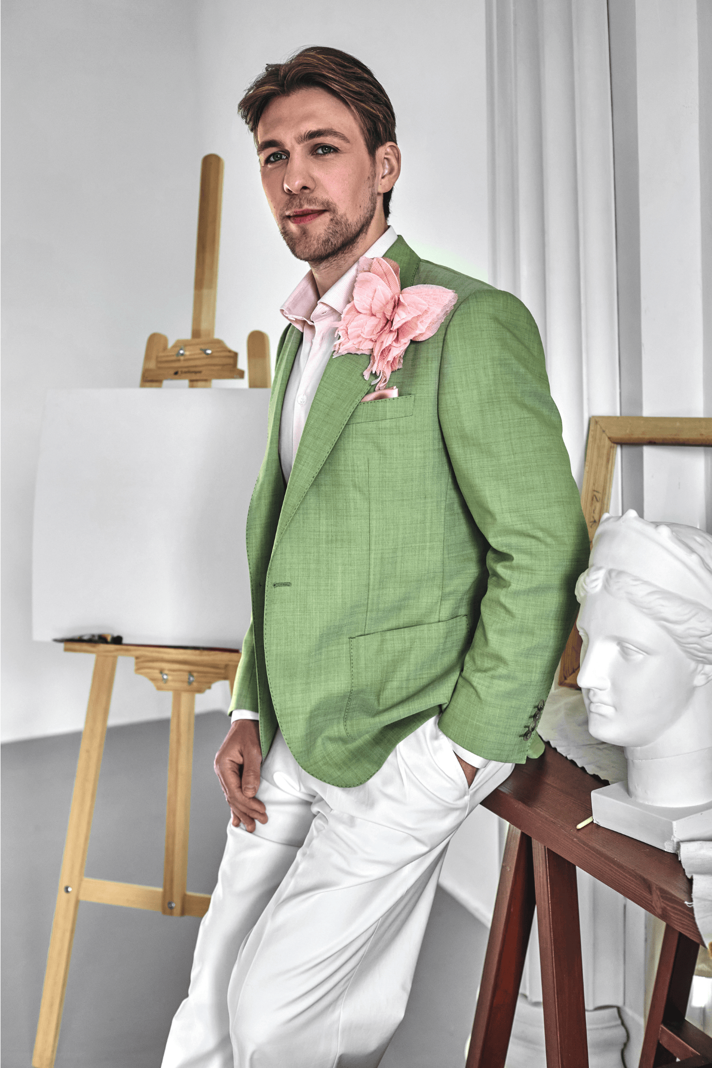 Ведущий публичных мероприятий Никита Анисимов