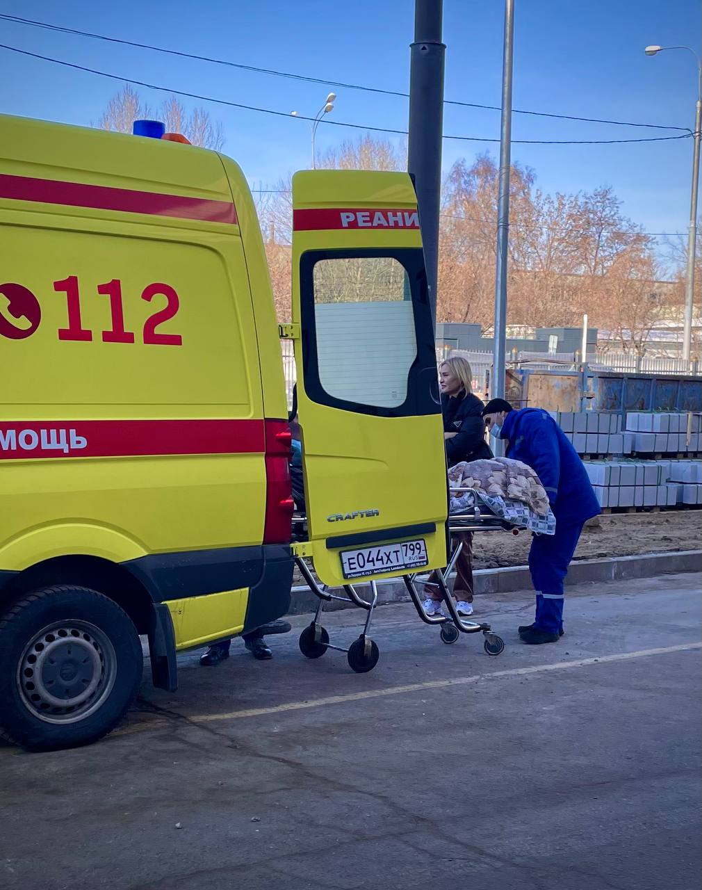 Перевозка лежачих больных в Москве и области | СЛУЖБА МЕДИКТРАНС