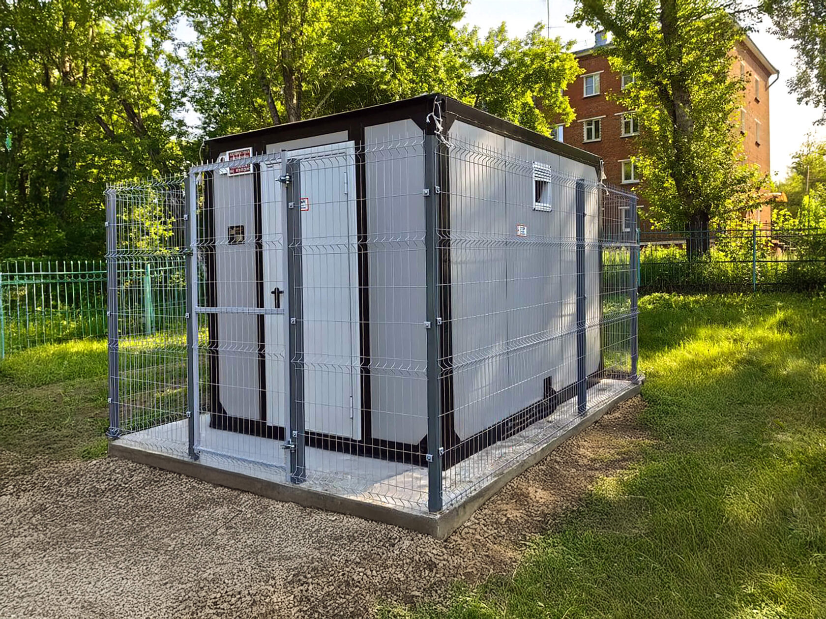 Дизельный генератор в⦁кожухе компании СибДЭС