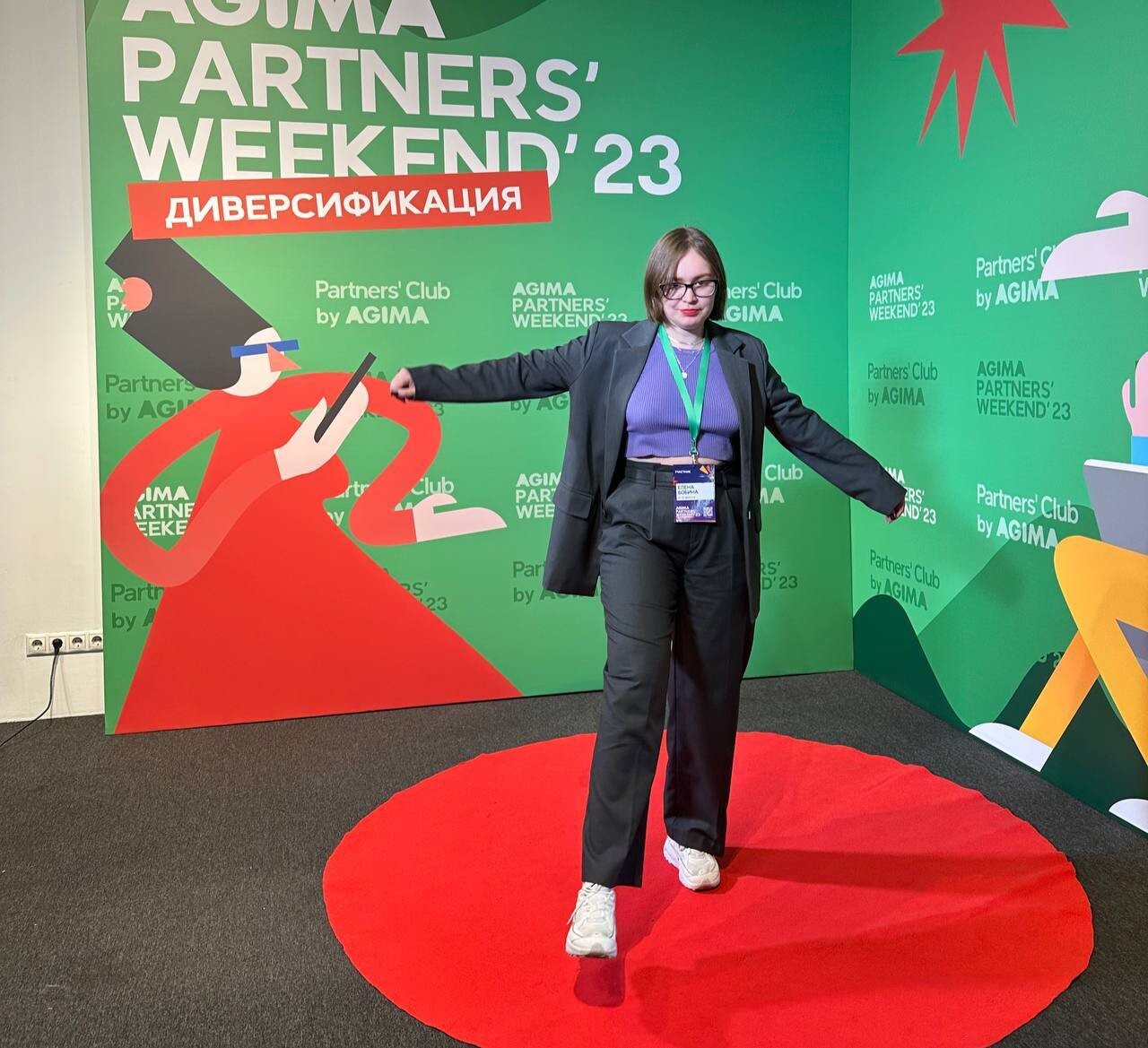 Слали нах** и не воспринимали всерьез, от издателя до фаундера студии дизайна — Пути в IT с Еленой Бобиной, е—б эдженси