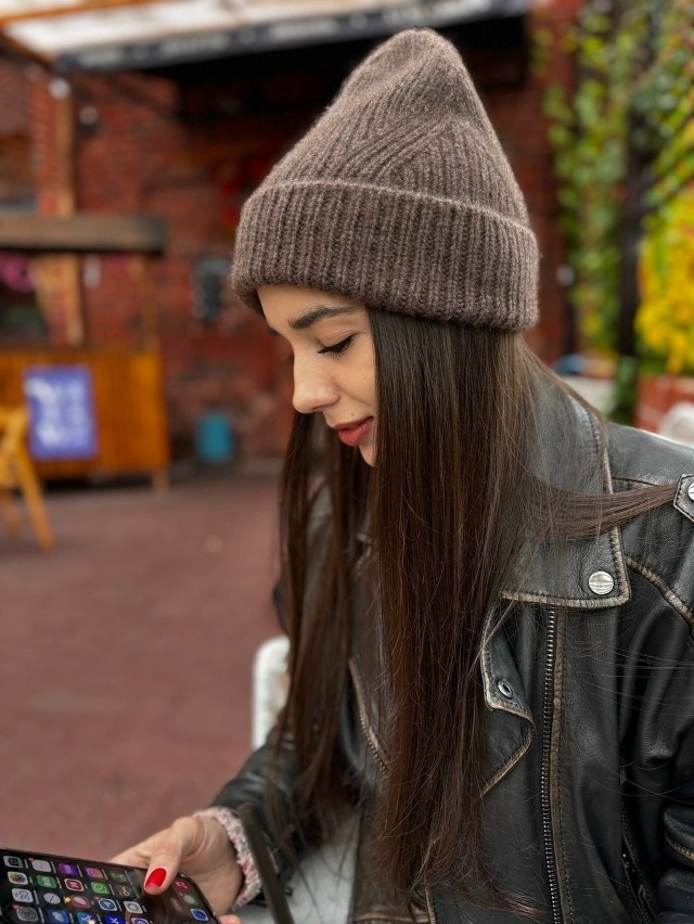 May's hat