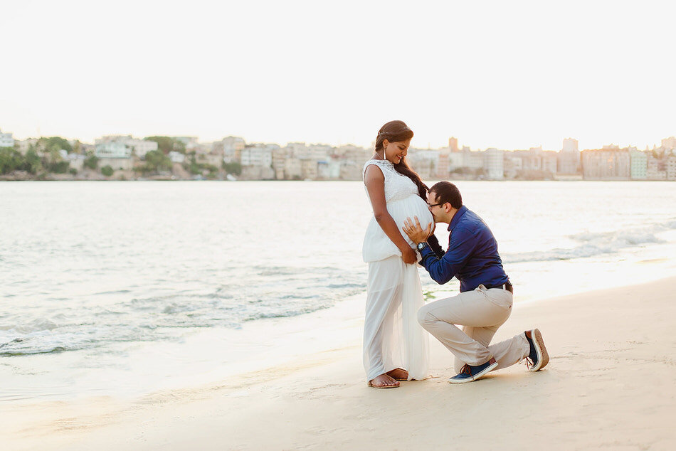 sunset-mombasa-beach-maternity-photography-lola-lisha