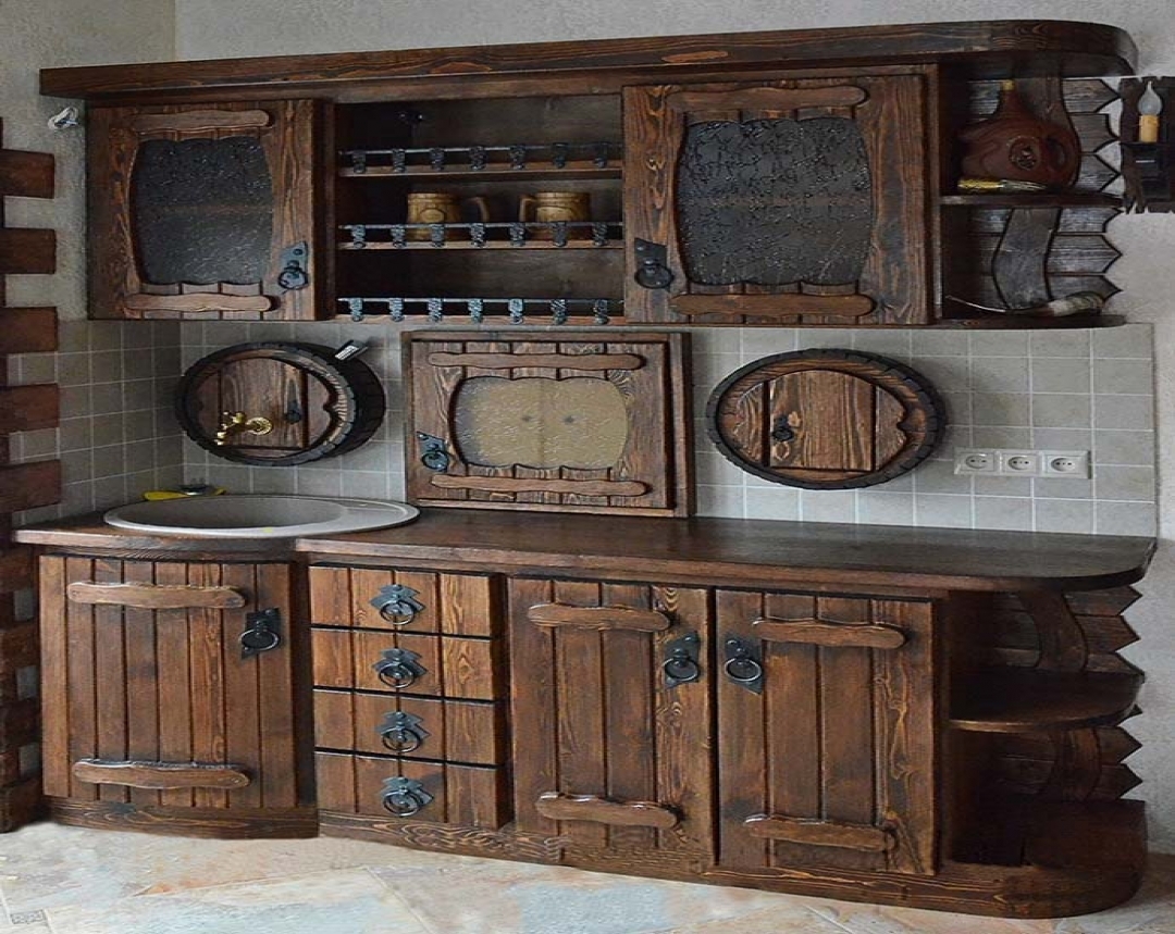 Кухня из дерева под старину фотографии
