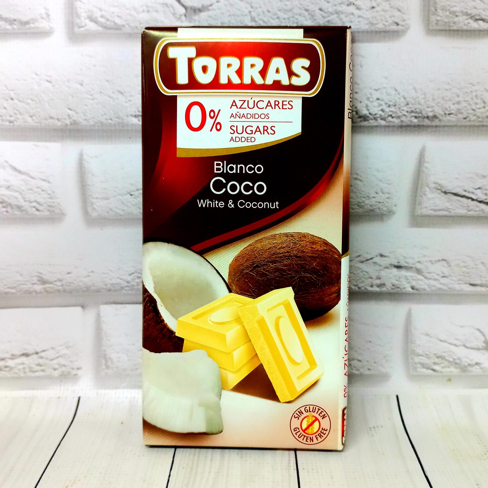 Шоколад Torras білий (з кокосом)