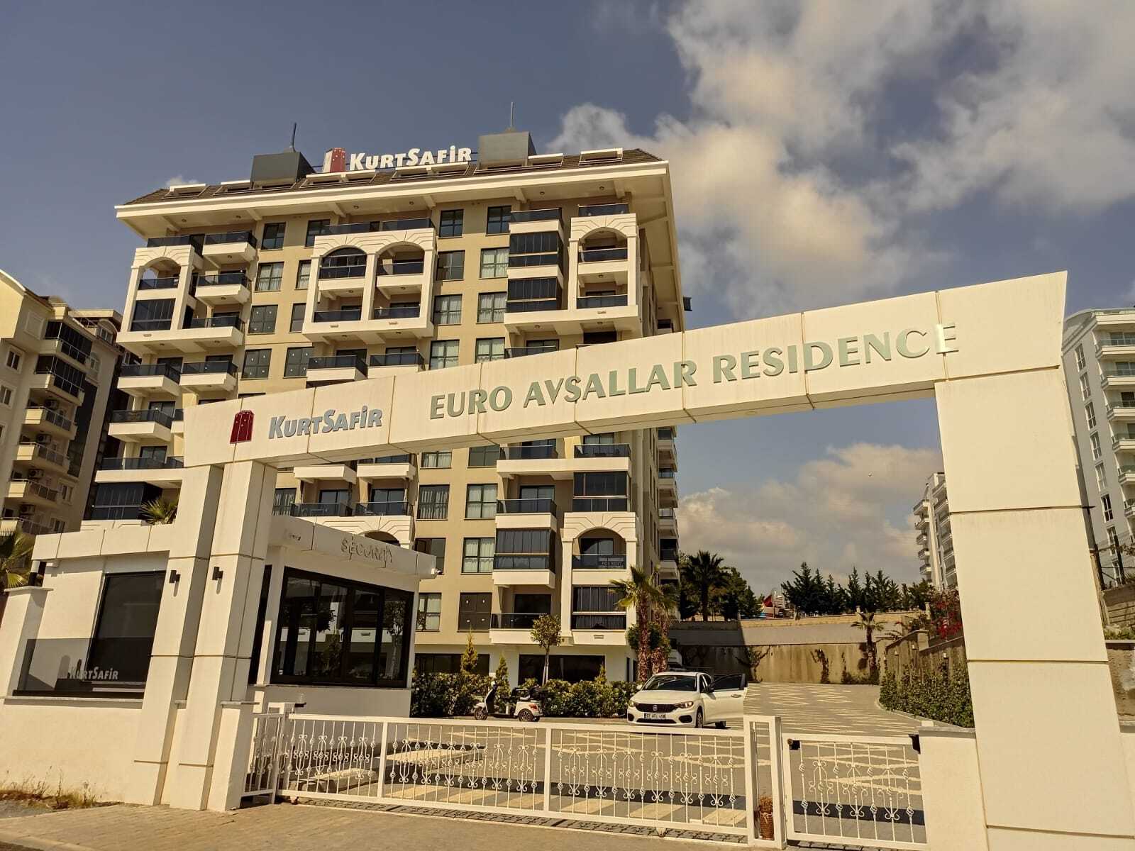Euro Avsallar · 2+1 z widokiem na morze