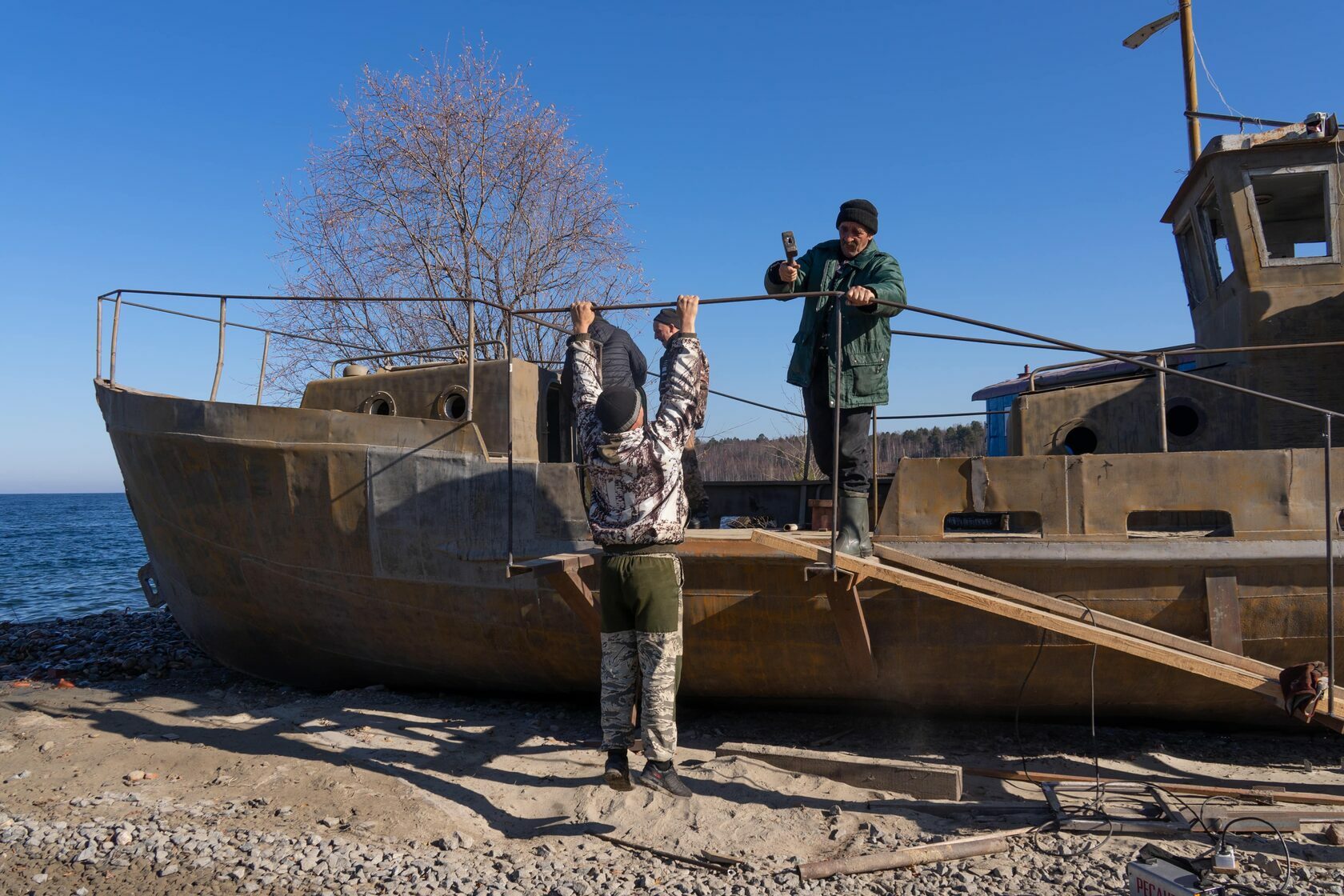 РЫБОЛОВНЫЙ БОТ