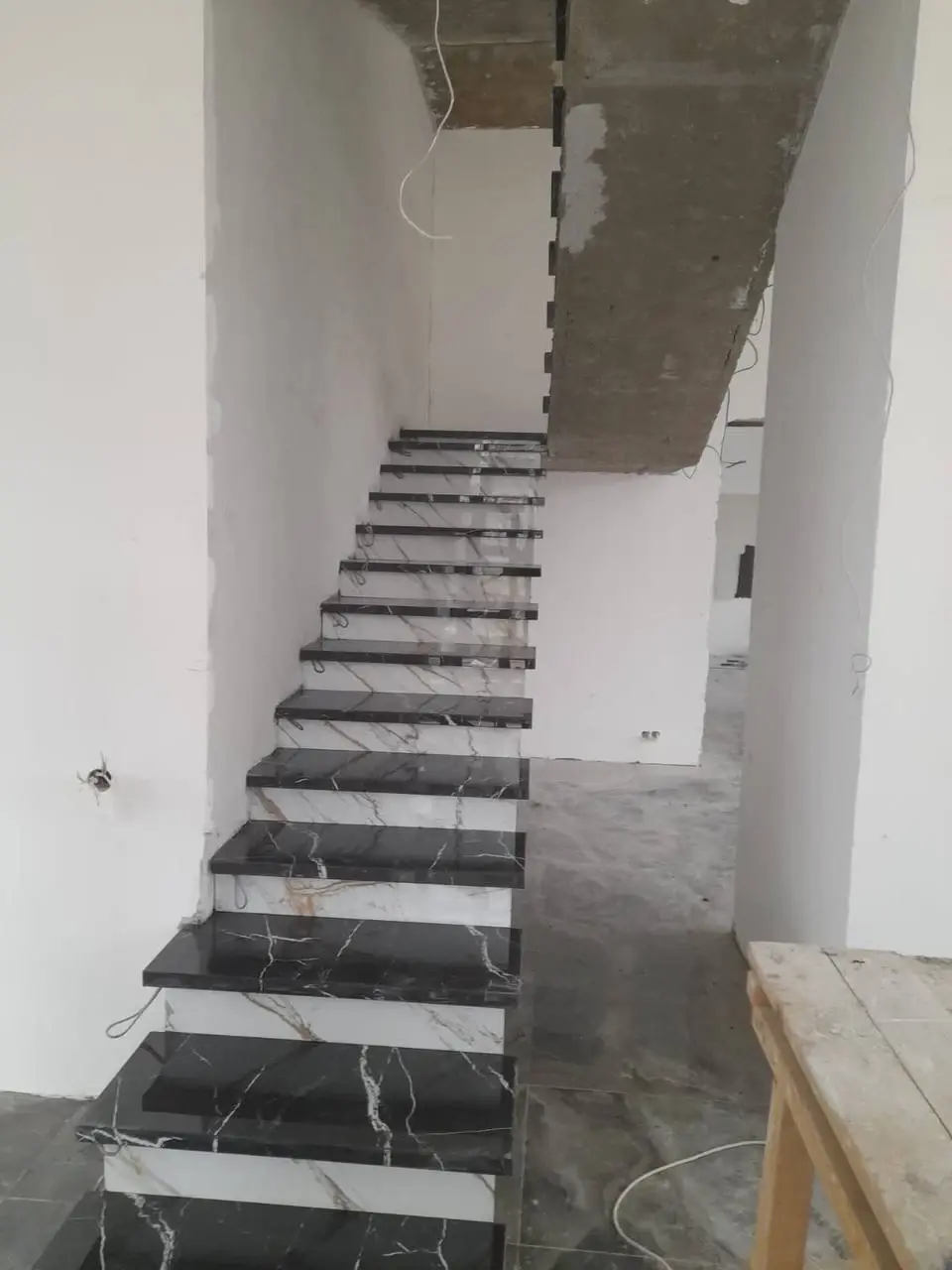 Лестница с подсветкой