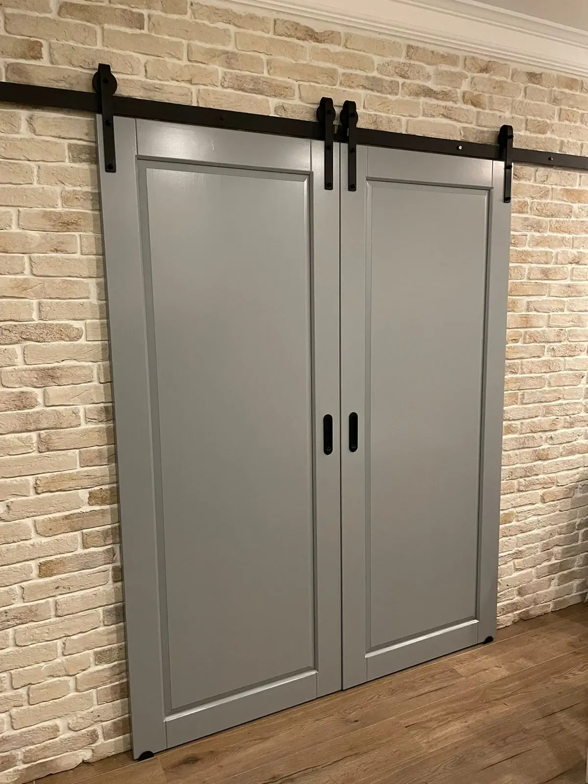 Амбарные двери на заказ