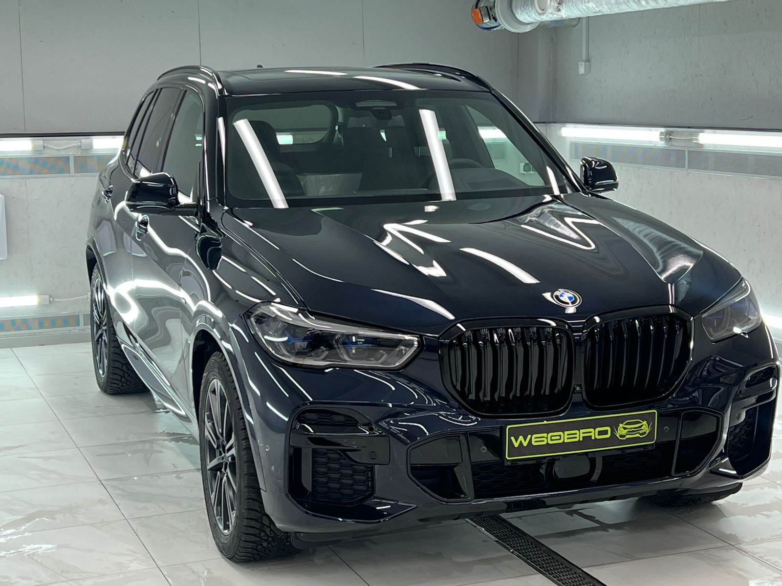 Антигравийная пленка на BMW X5