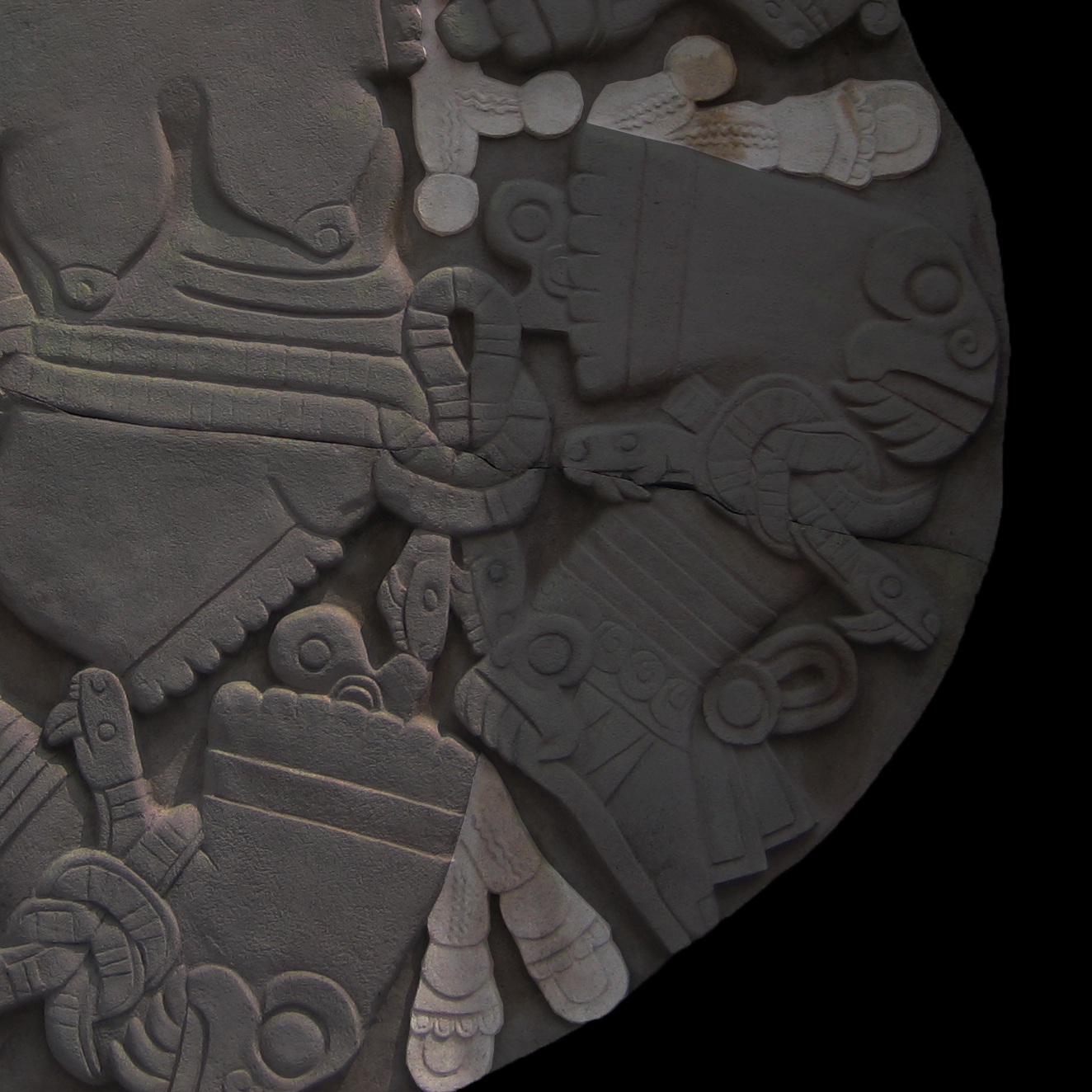 Камень Койольшауки. Фрагмент. Ацтеки, примерно 1473 г. н.э. Коллекция Museo del Templo Mayor, Mexico. Tatiana Shulikova, 2007.