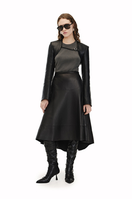 Куртка женская демисезонная черная