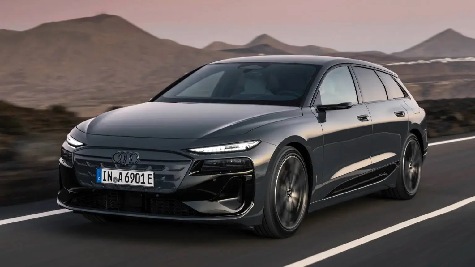 Audi A6 e-tron (745 км)