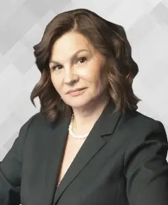 Елена Кудинова, разработка регламентированной отчётности фирмы «1С» — портрет