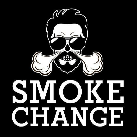 Change smoke. Закуривает сигарету. Spud vintage cigarettes. Курение сигарет. Смокинг шоп геленджик.