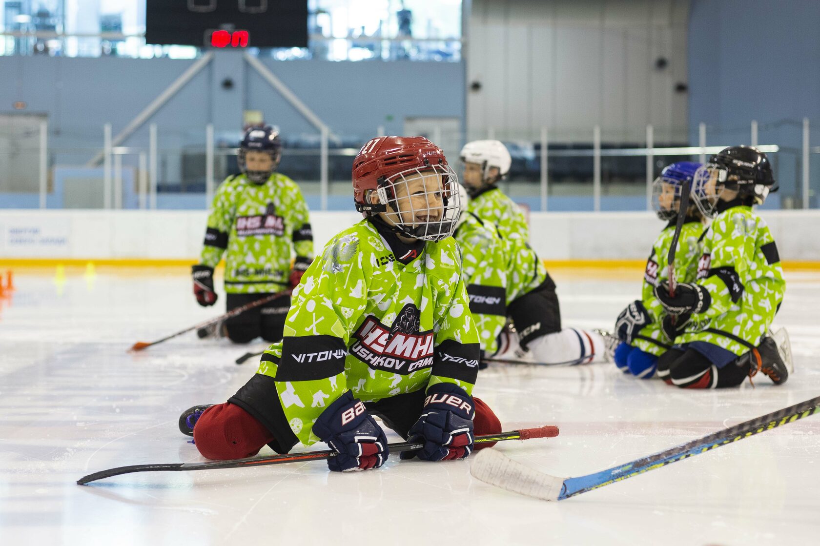 Хоккейные лагеря, туры и досуг для детей