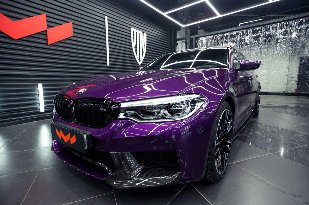 Сколько стоит м5 ф90 в россии. BMW m5 f90 Purple. BMW m5 f90 Wrap. BMW m5 f90 Purple Black. BMW m5 f90 фиолетовая.