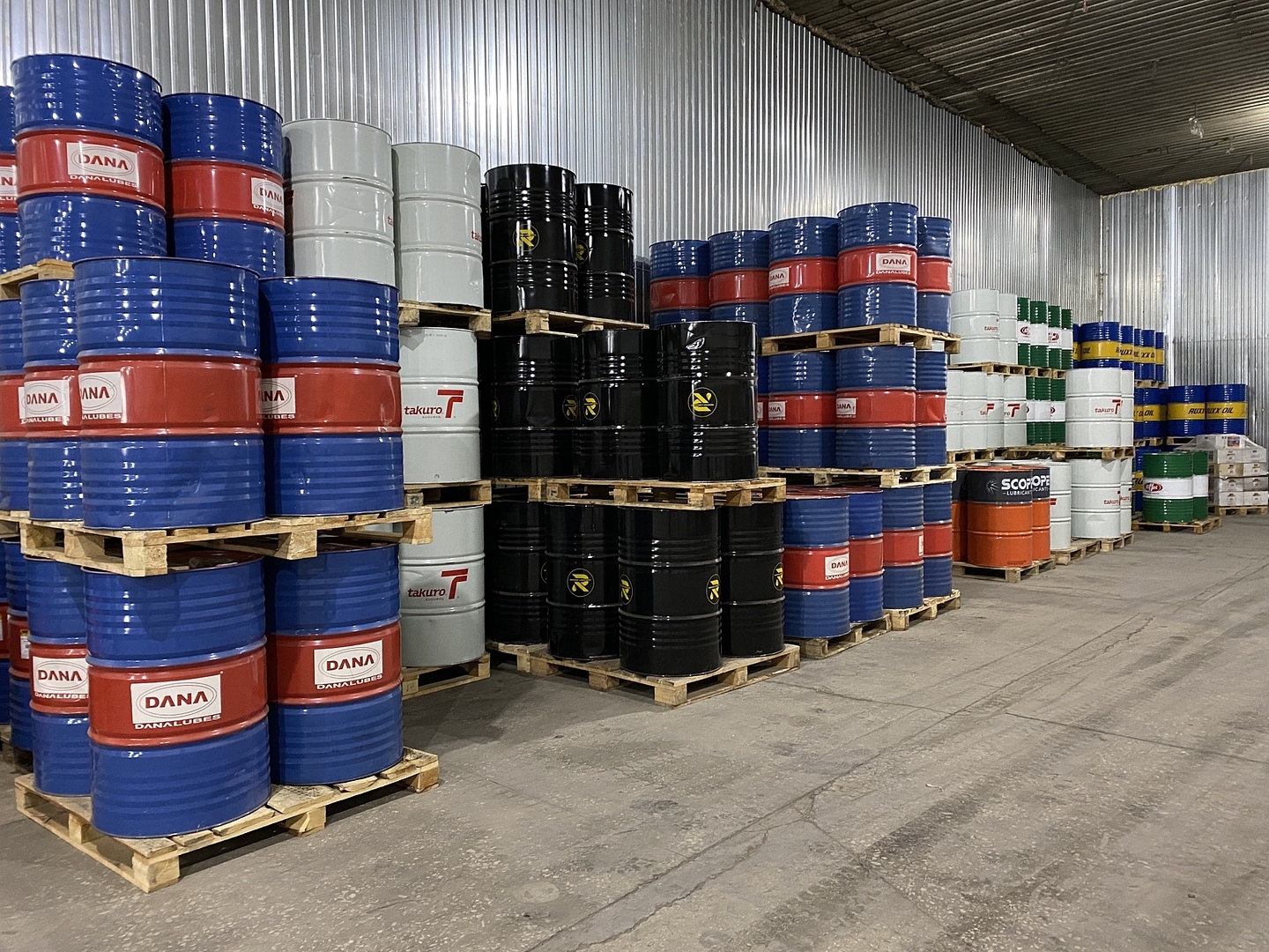 Моторные масла оптом от дистрибьютора в РФ | Barrel