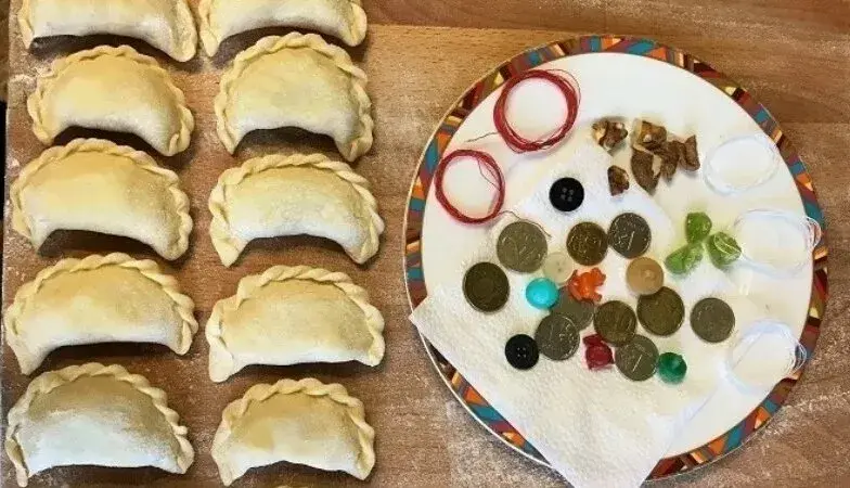Вареники с сюрпризами на Старый Новый год традиция гадания. 