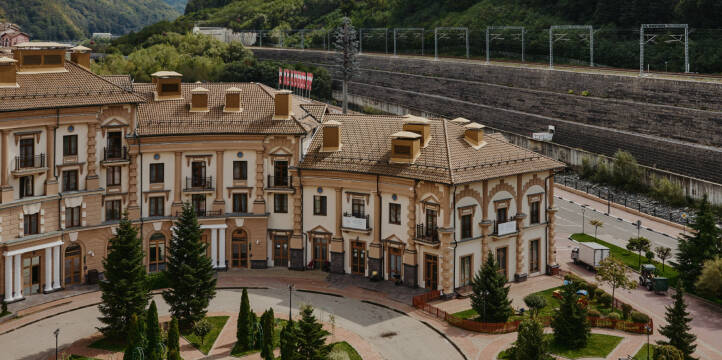 ГК Поляна Руж 540