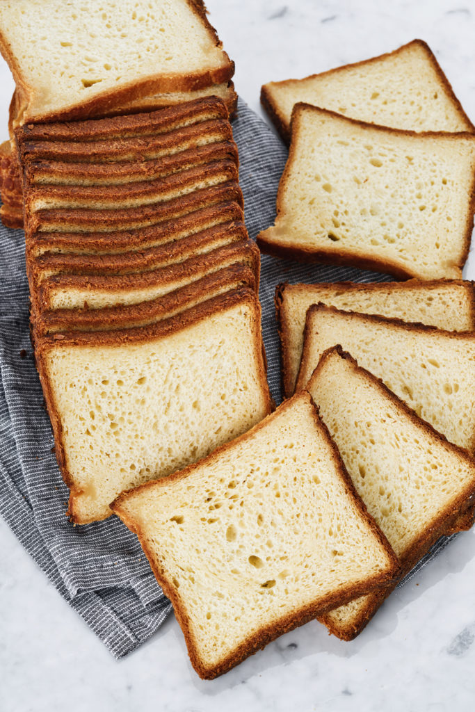 Как испечь тостовый хлеб в духовке