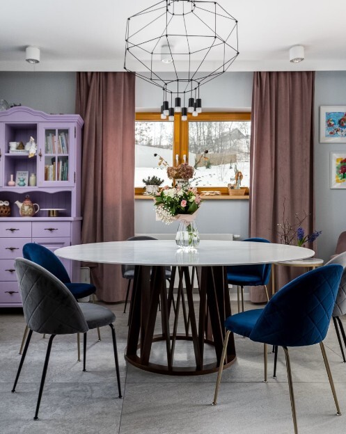 круглый стол из кварцевого агломерата Silestone
