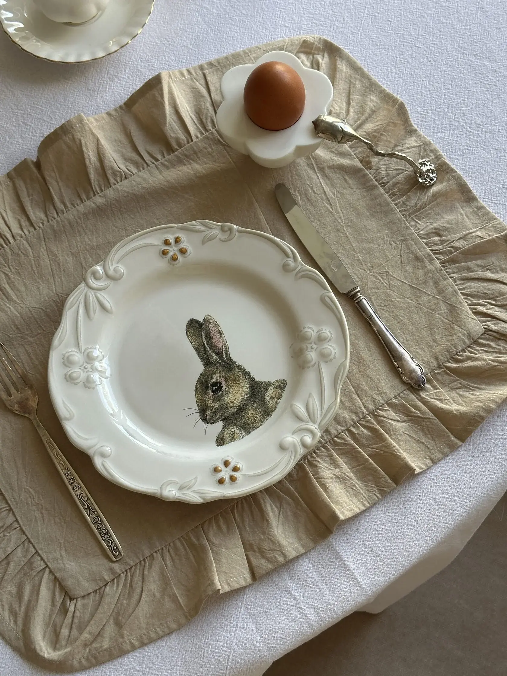 Текстиль для дома в сервировке стола — уют в доме через детали интерьера