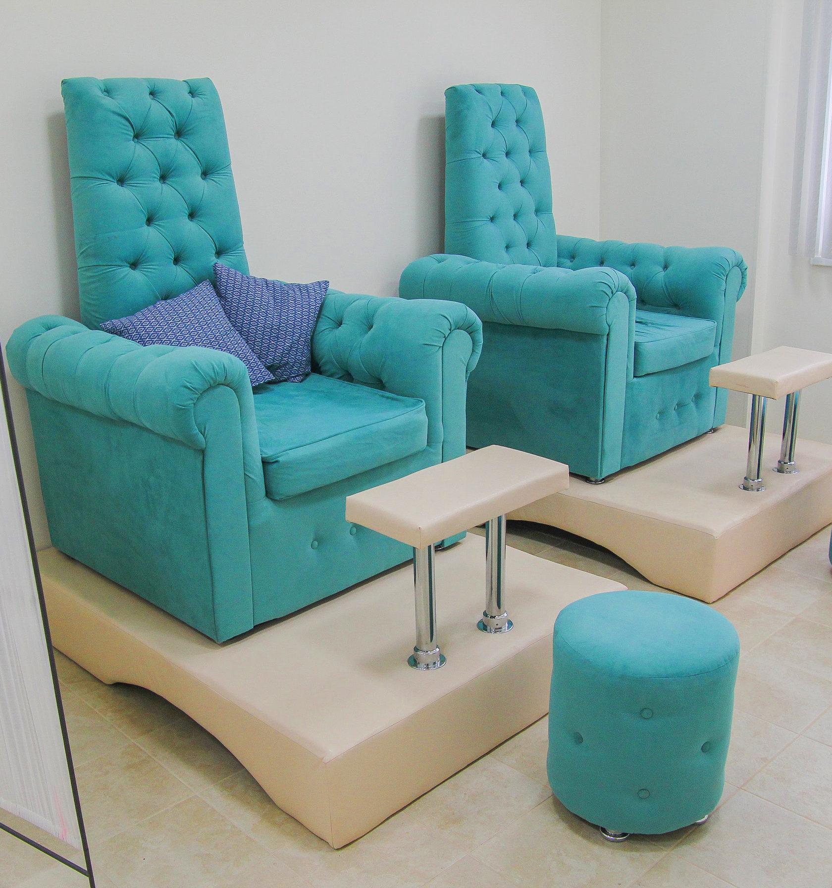 Angel Nails маникюр, педикюр, шугаринг, коррекция бровей Москва