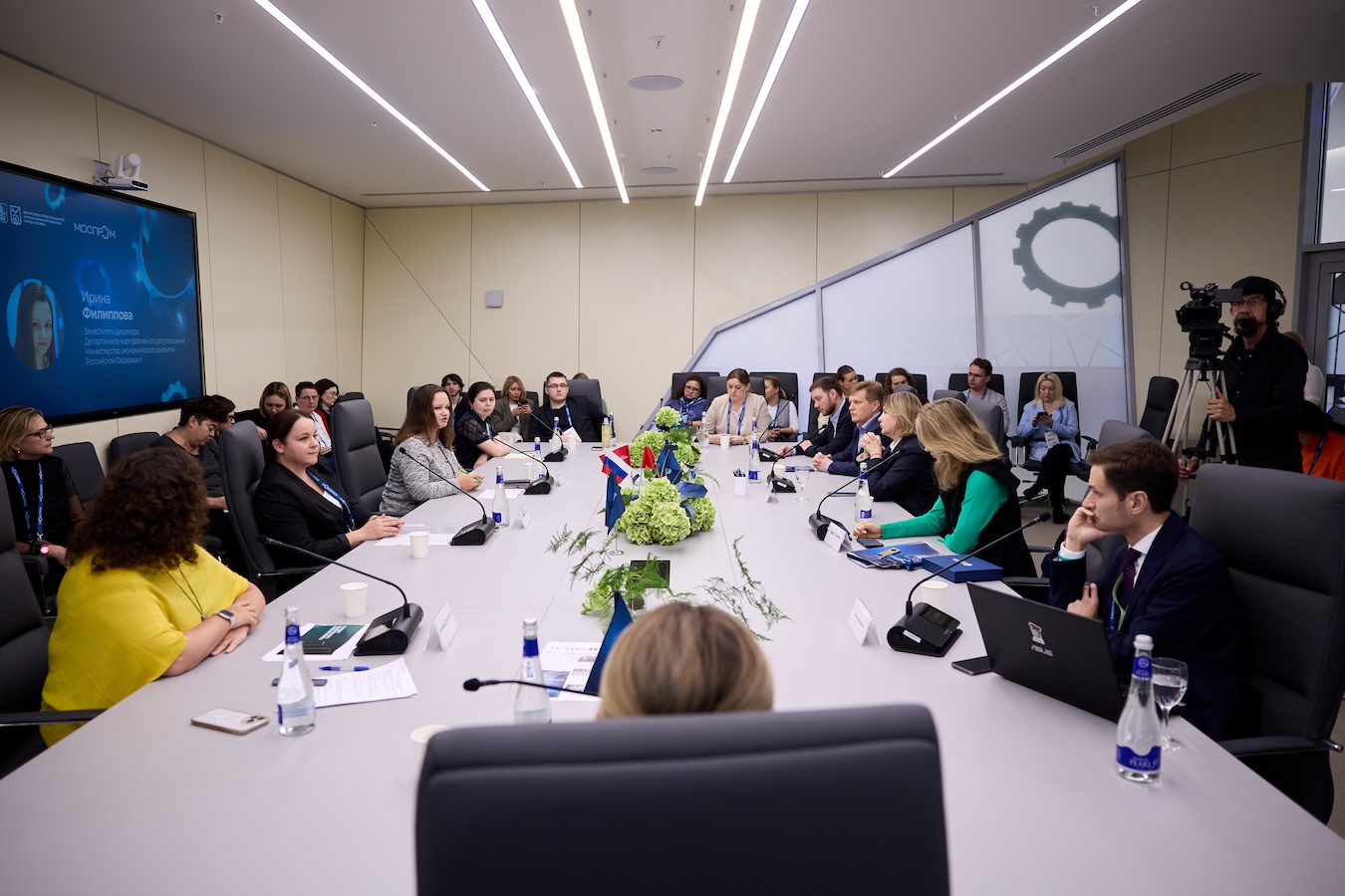 Зал Ломоносов