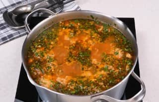 Приготовление харчо из говядины по-грузински с рисом: шаг 11