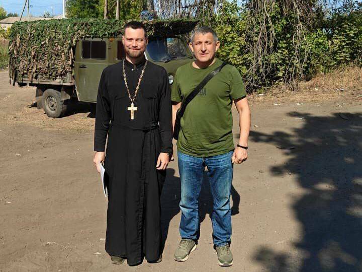 Глава Лаишевского района доставил на СВО стройматериалы для полевого храма