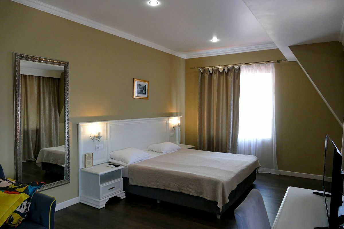 Гранд отель гагра 4. Курортный комплекс гагрипш, абхазия, гагра. Номера в гаграх. Абхазия гагры отель чегем. Абаата просп.