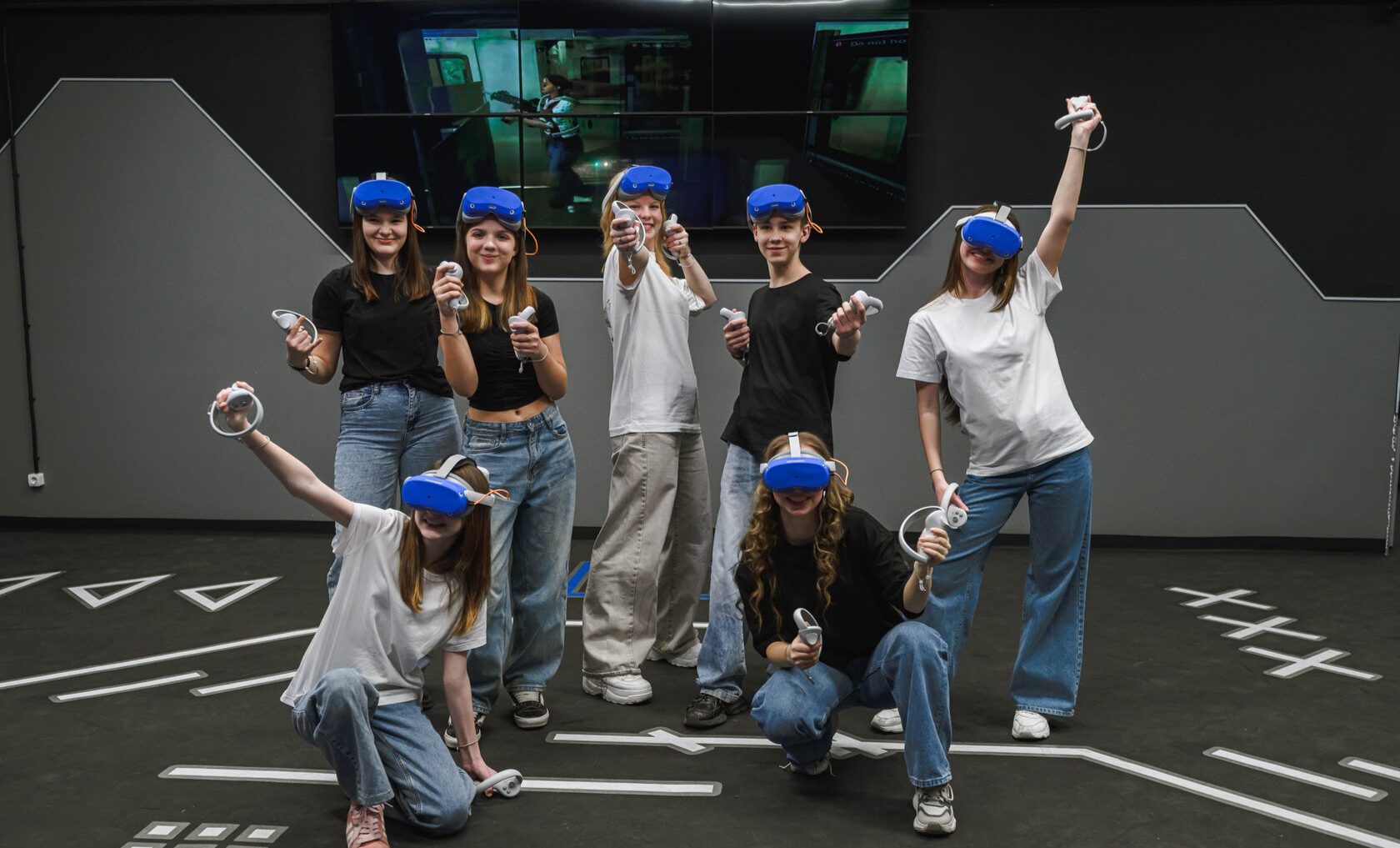 С 1 по 7 сентября дарим 30 минут VR-арены за групповую игру от 60 минут! Испытай бесплатно VR-арену с друзьями!