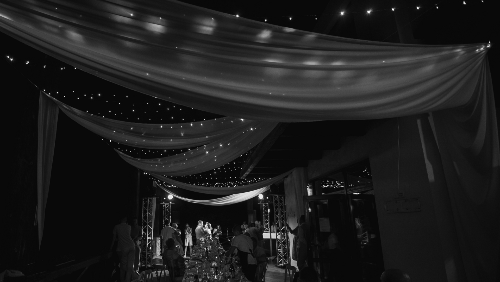 Neponaroshky-wedding-svadba-krym