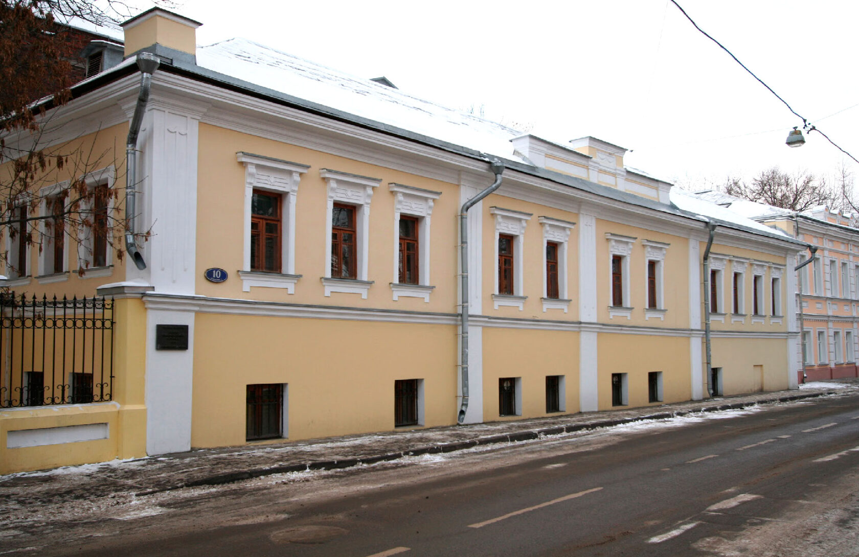 Restoration and adaptation of the architectural monument “Chambers of the 17th century in Kadashi” for office use