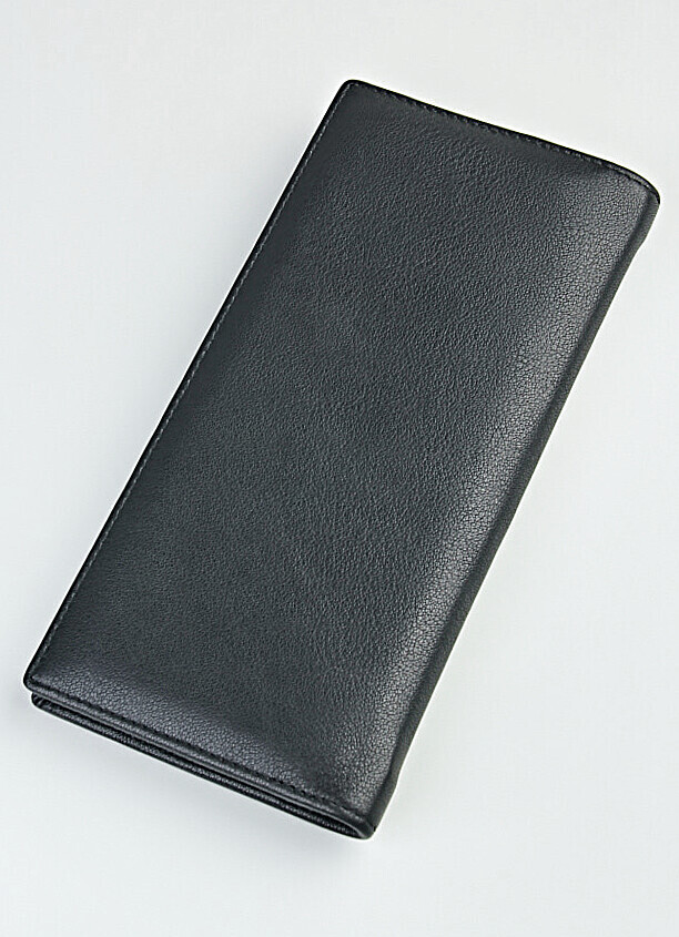 Купюрница мужская. Выполнена из мягкой натуральной кожи.