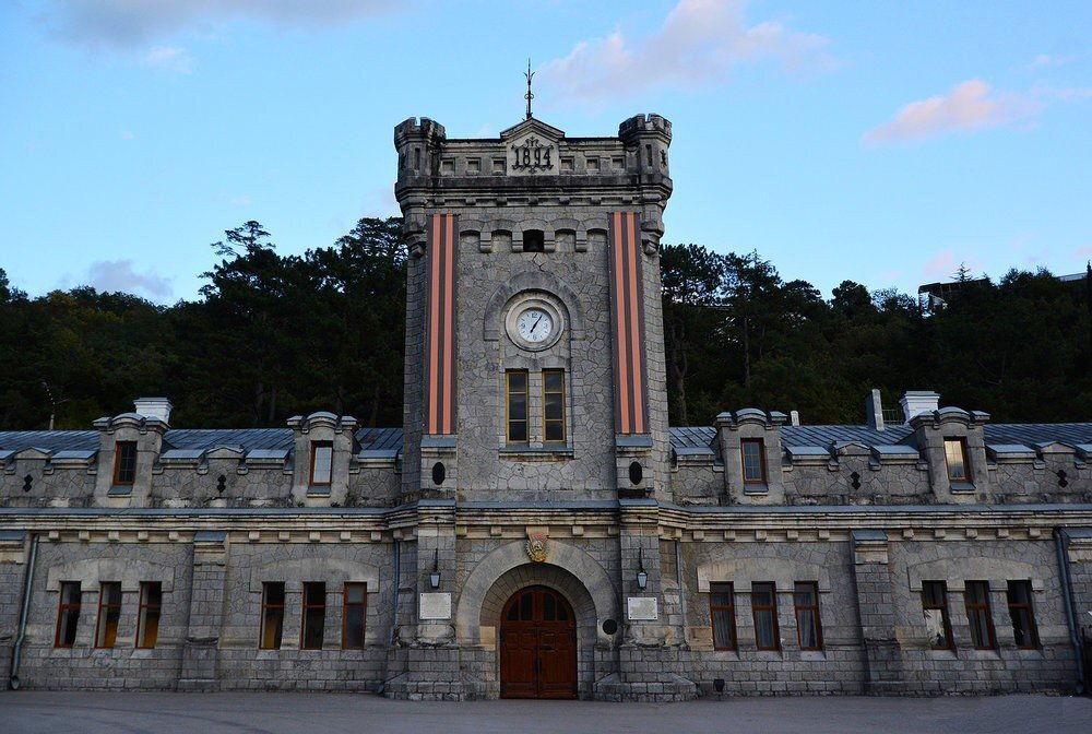 Винзавод «Массандра» в Ялте