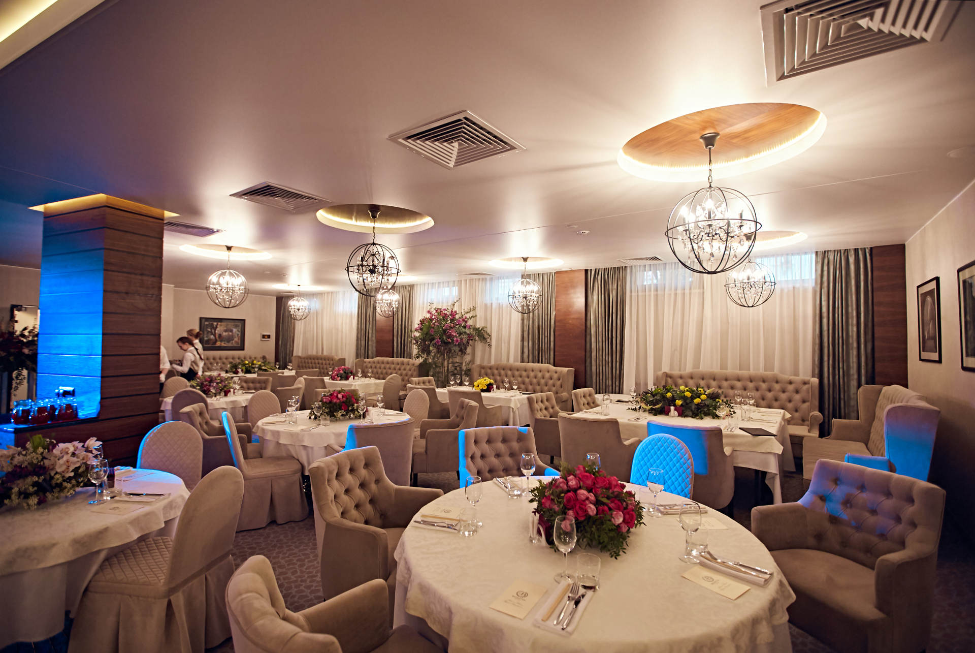 Ресторан Бежица в Брянске. Место встреч, банкетов, свадеб.