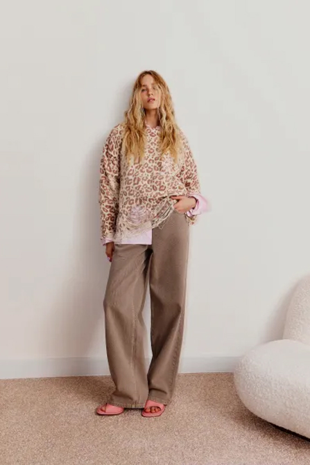 Стильное женское пальто. GATE31 — это минималистичный бренд верхней одежды из Санкт–Петербурга