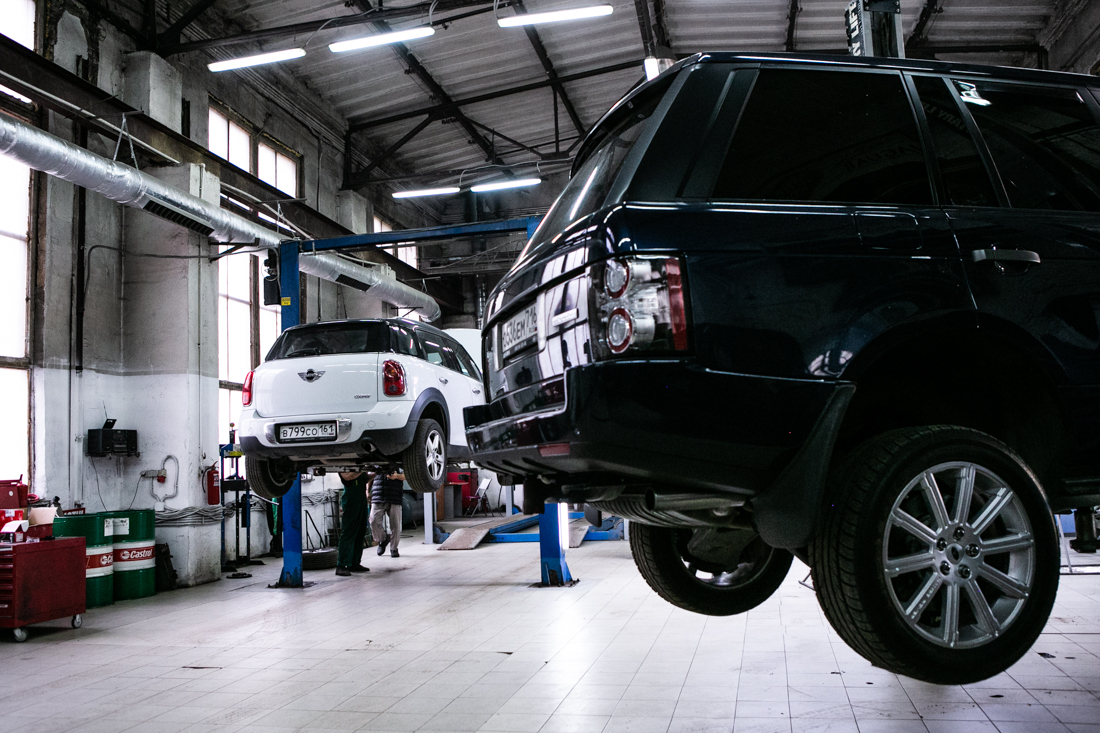 Лондон авто отзывы. Кэб такси лондон. Лондон авто юг. Лондон автосервис. Автомастерские лондон.