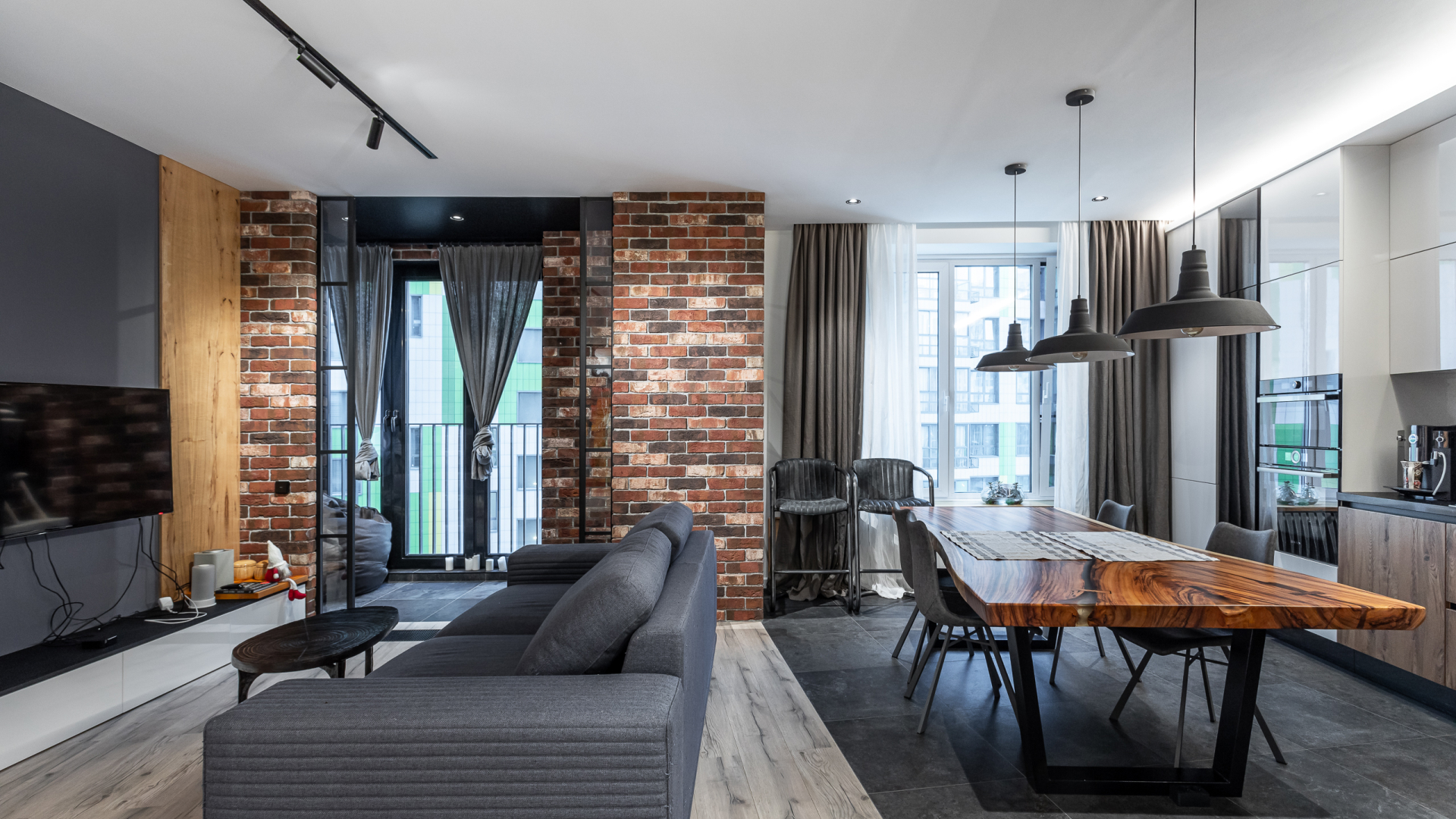 Тут можно подписать каждую картинку