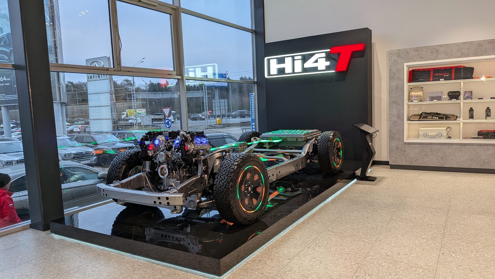 Гибридная платформа Hi4-T для TANK