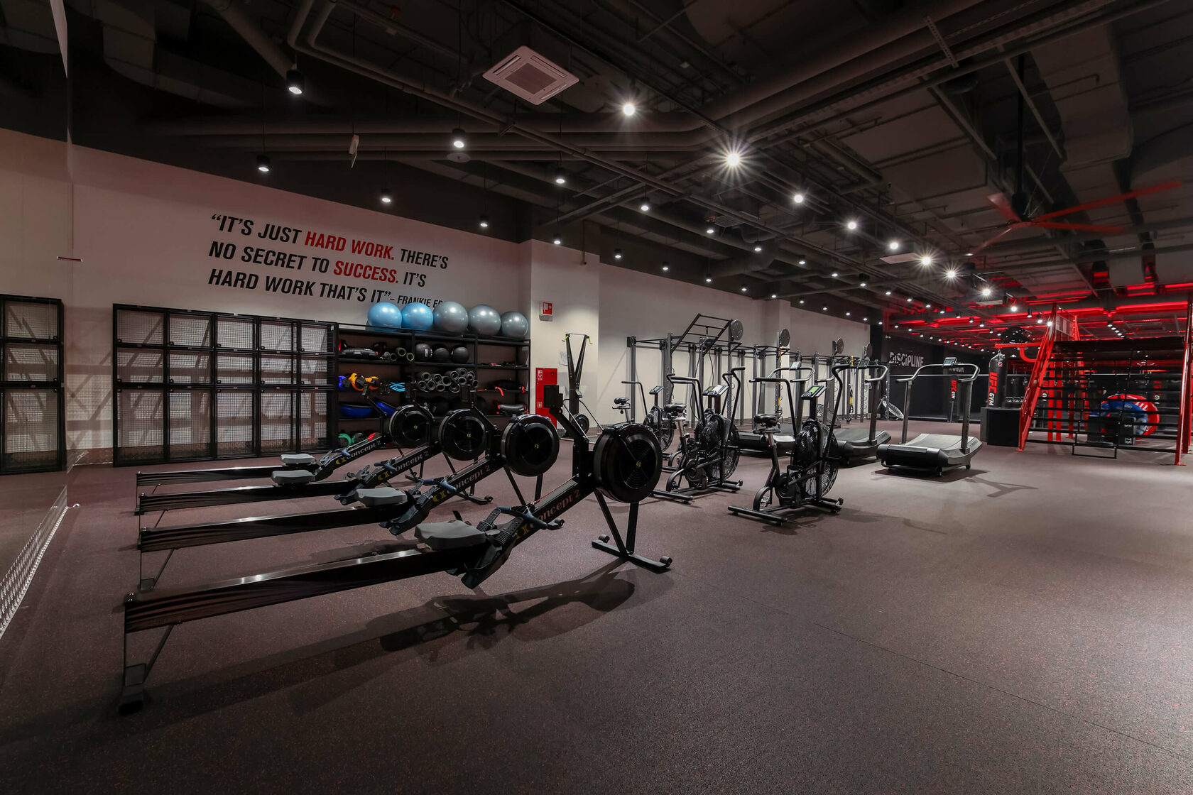 UFC Gym Арена Плаза. UFC Gym Атриум. Combat Gym Москва. UFC Gym ул. Земляной вал, 33 фото.